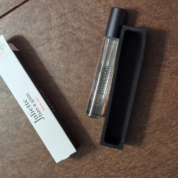 Juliette Has A Gun Pear Inc. - Picture 2 of 2